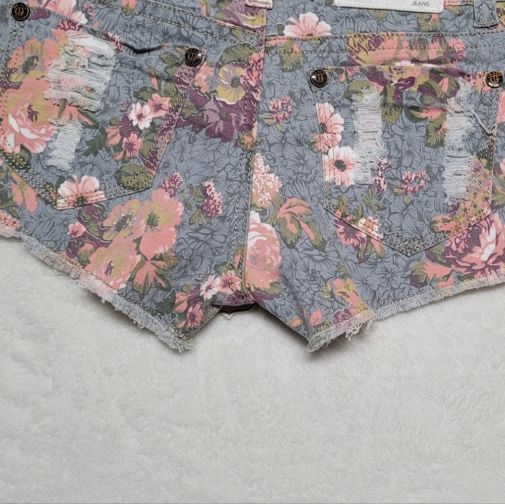Grace in LA New Gray Pink Floral Distressed Raw Cut Micro Mini Denim Shorts 3/25 - Picture 7 of 10